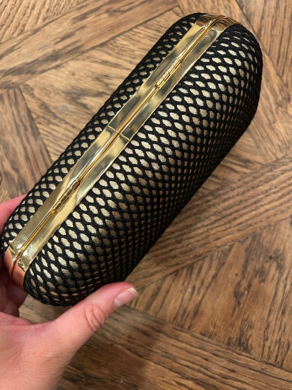 Kate Landry Black Mesh Over Gold Hard-Case Evening Clutch - Picture 5 of 6